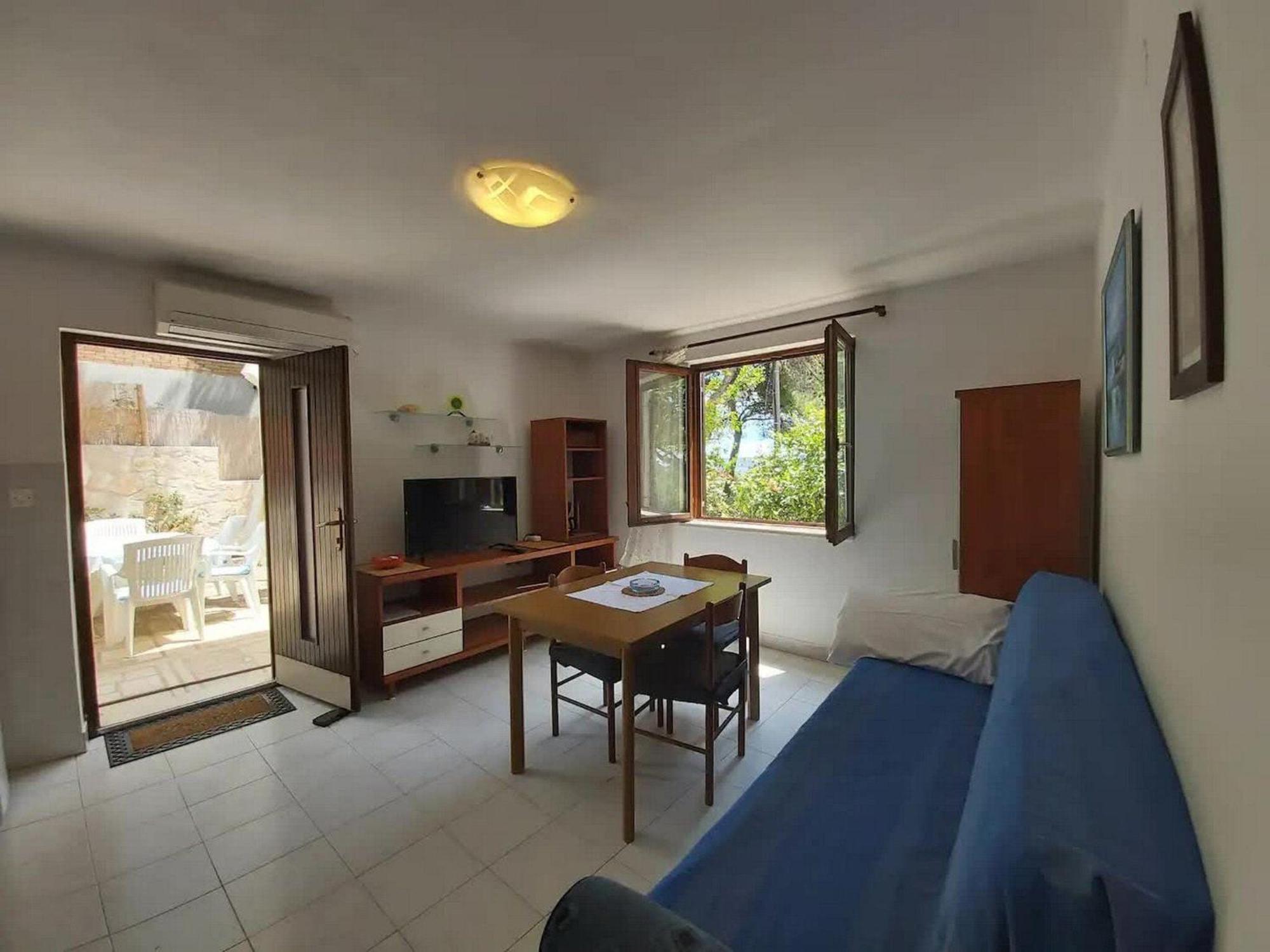 Pelegrin - Two Bedroom With Garden View