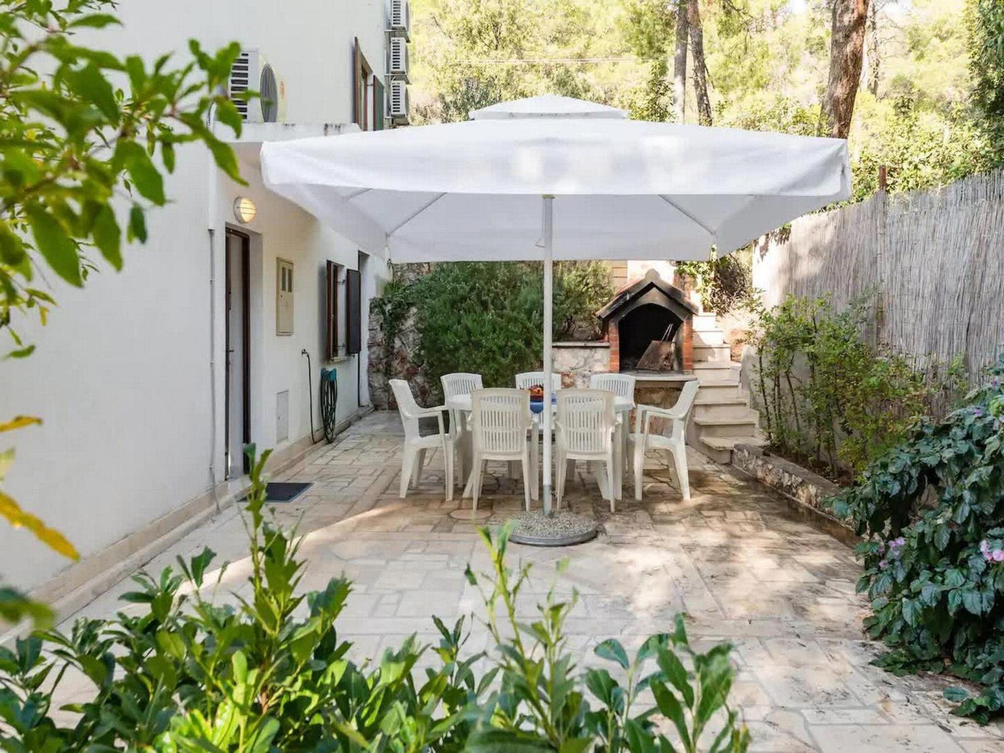 Pelegrin - Two Bedroom With Garden View Zavala
