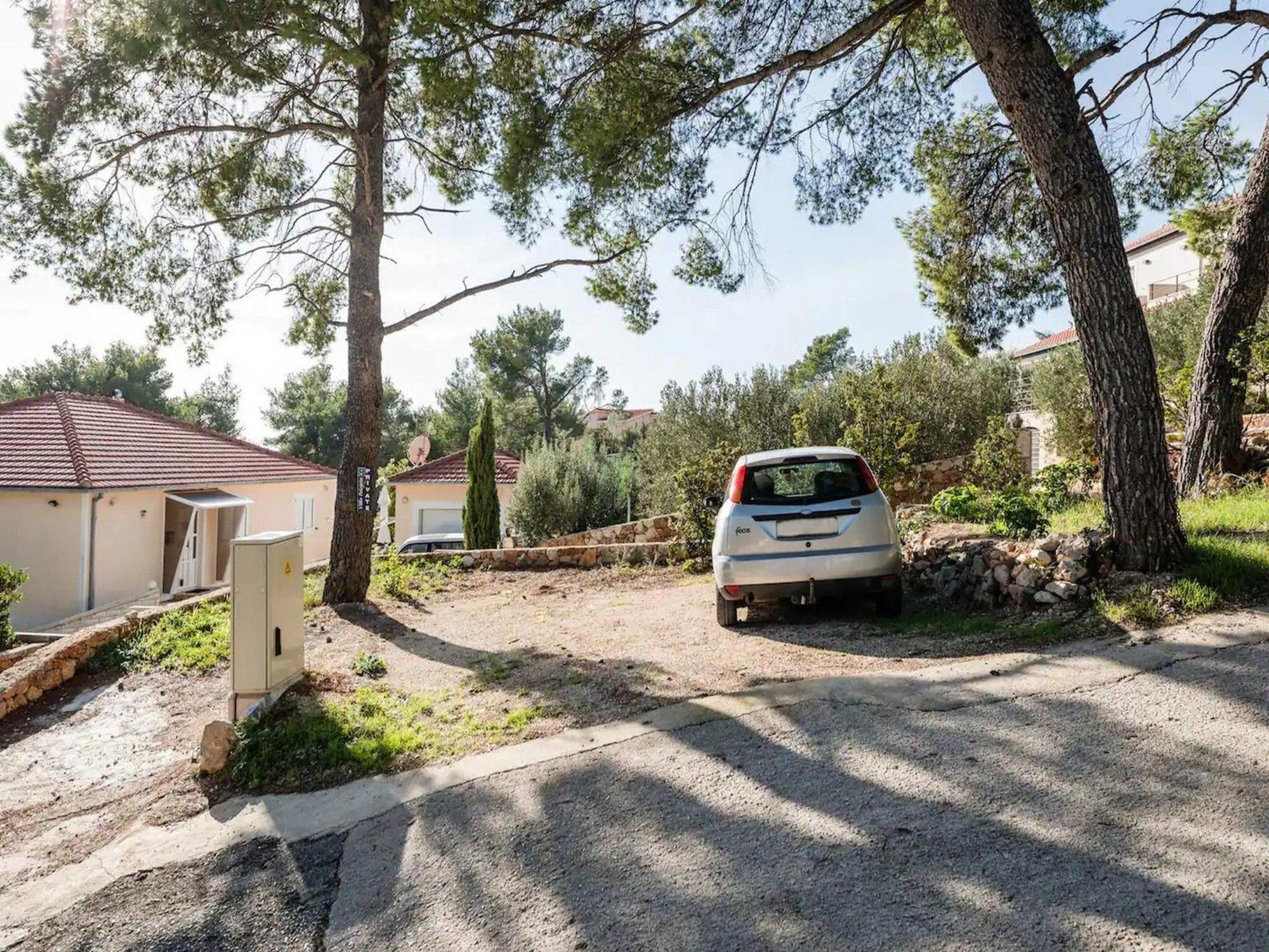 Pelegrin - Two Bedroom With Garden View